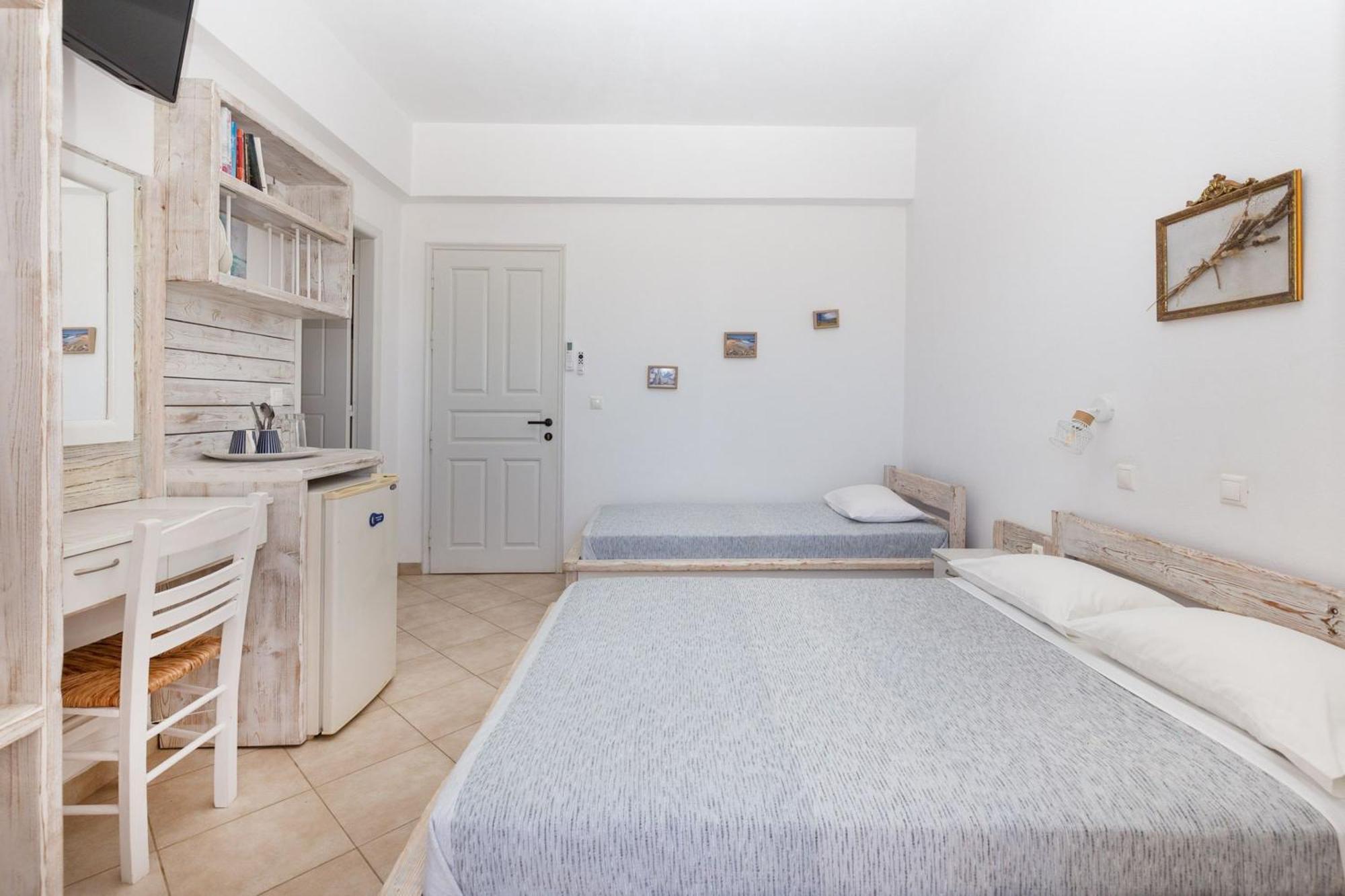Harama Hotel Schinousa Szhinúsza Kültér fotó